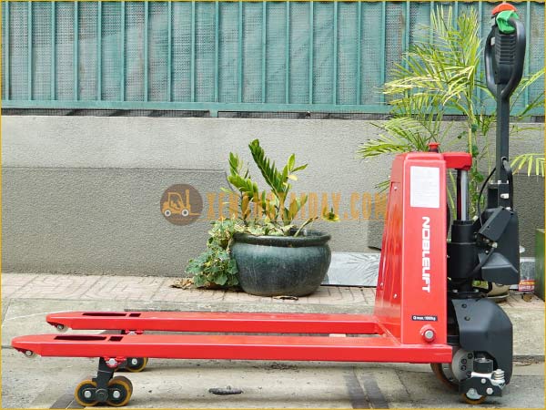 Xe nâng tay điện thấp bán tự động 1.5 tấn NOBLELIFT MỚI 100%